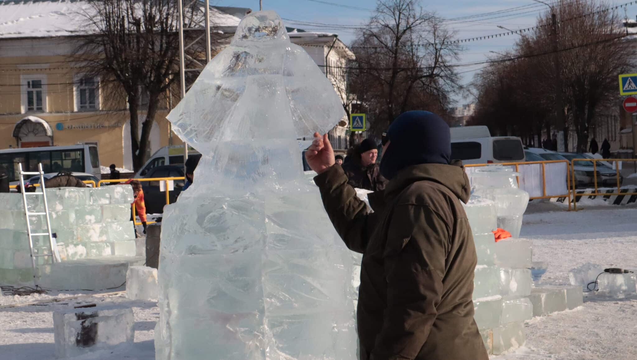 В Костроме завершился фестиваль снежно-ледовых скульптур