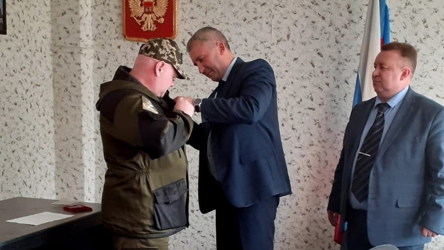 Костромича Сергея Попова наградили орденом за мужество и героизм в зоне СВО