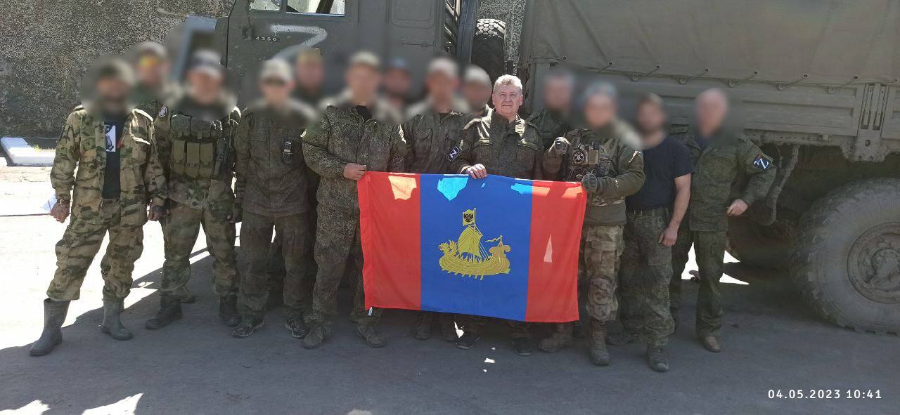 Костромским военнослужащим в зону СВО доставили посылки в честь Дня Победы