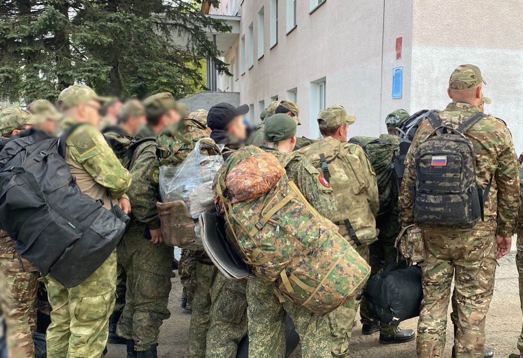 Военнослужащие 348 полка прибыли на две недели в Костромскую область