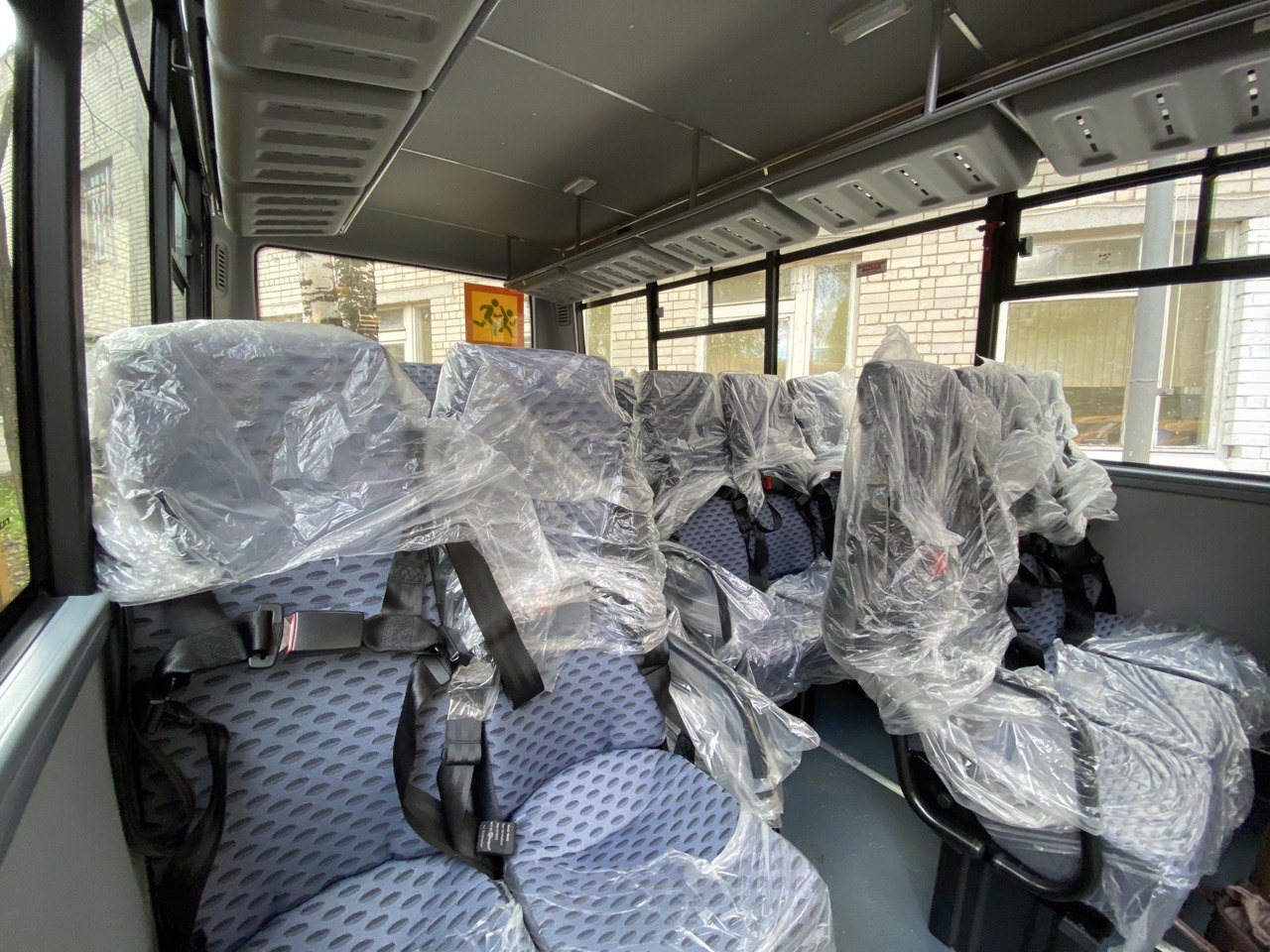 В муниципалитеты Костромской области отправились 14 новых школьных автобусов