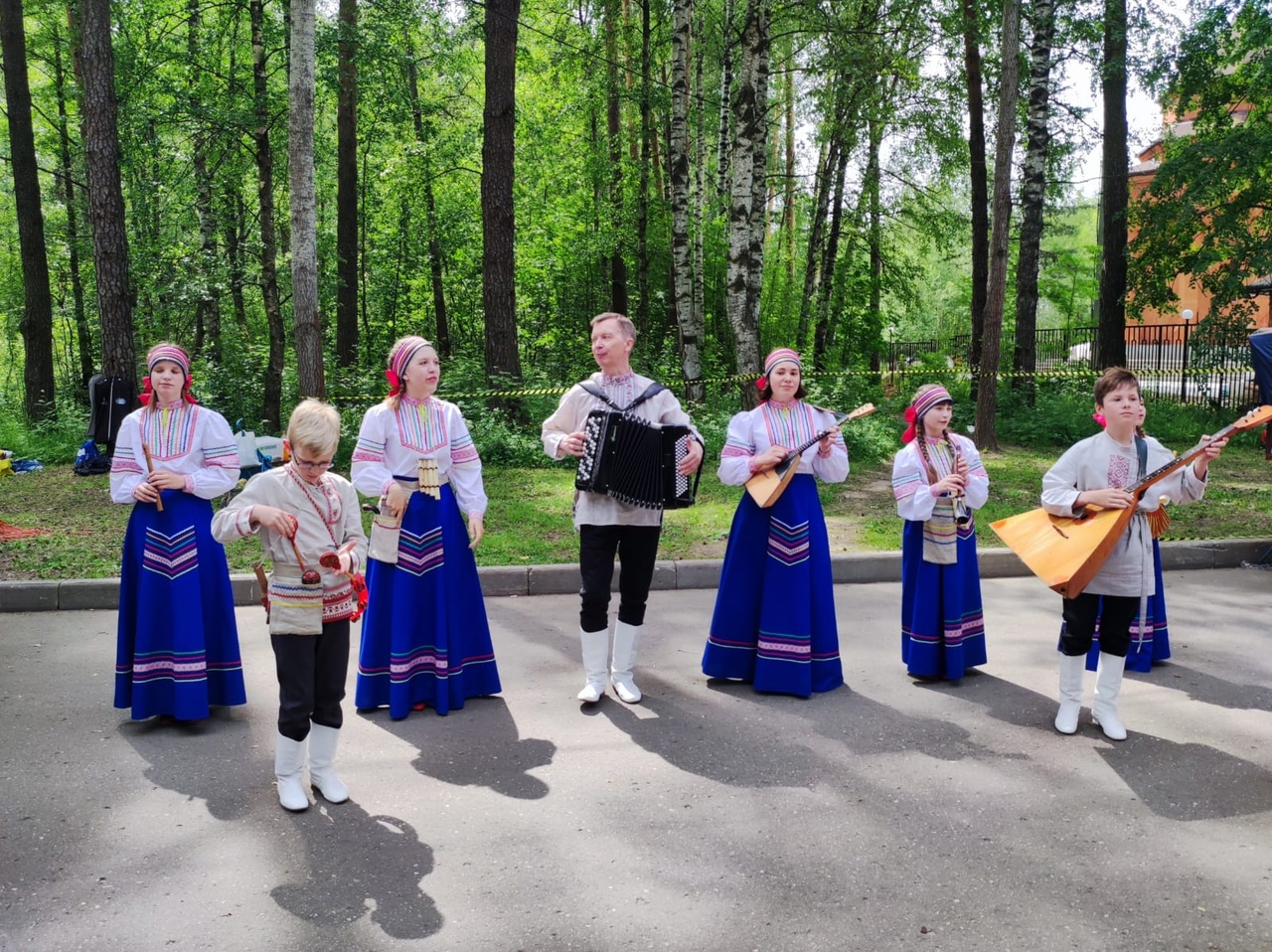В Костроме проходит масштабный праздник «День костромского села»