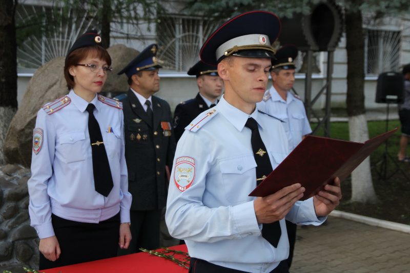 Больше полувека в профессии: костромские госавтоинспекторы рассказали историю своей семьи