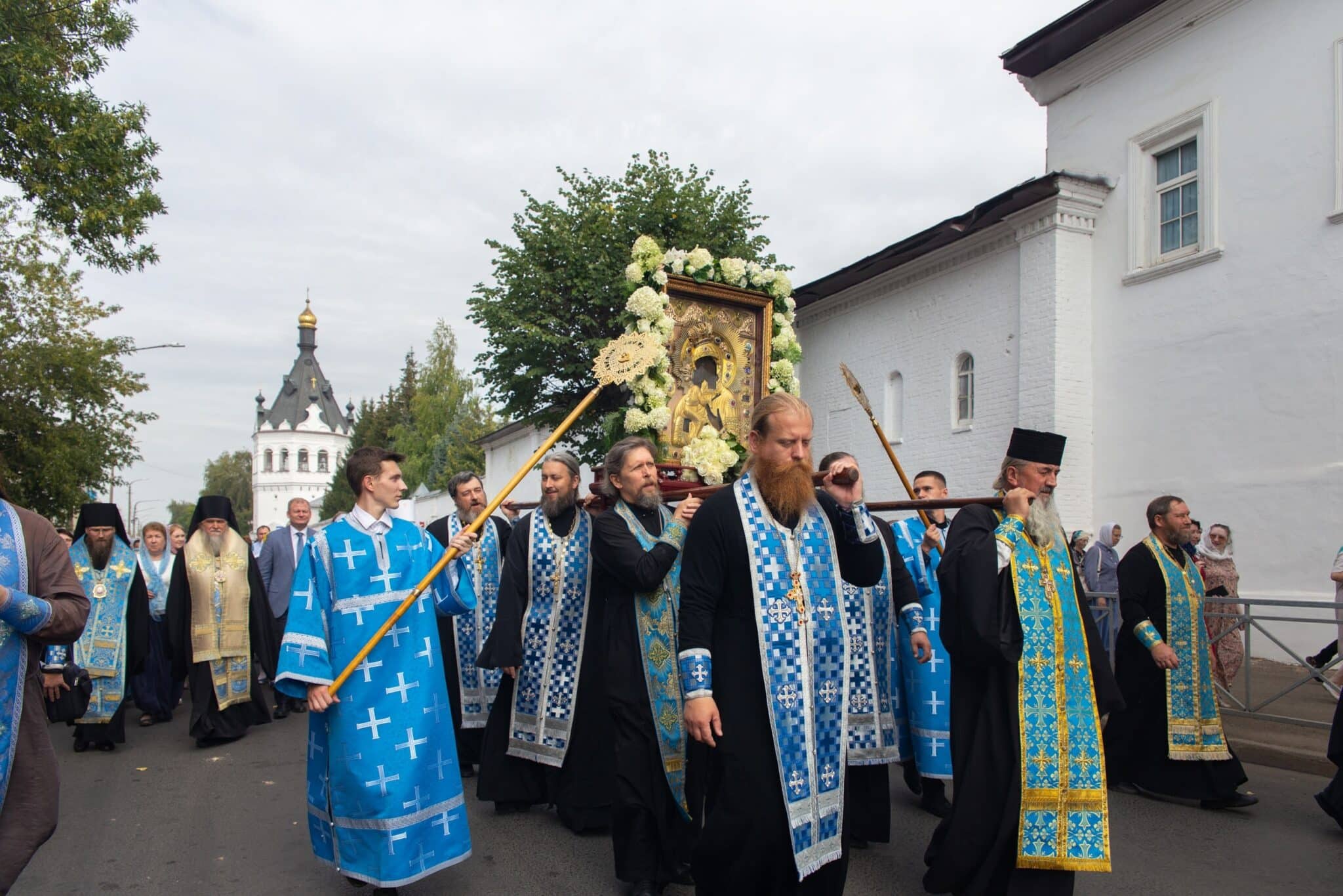 28 июня православный праздник. Феодоровский крестный ход. Кострома православная. Православный праздник сегодня. Новости Костромской епархии.