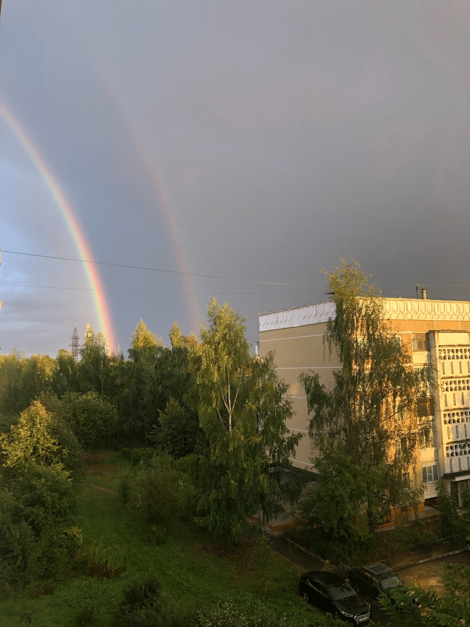 Костромичи массово делятся фотографиями радуги в соцсетях