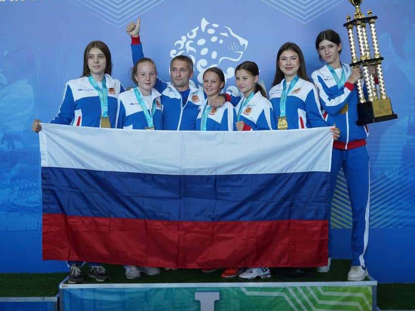 Костромских спортсменов сборной России по тхэквондо чествовали в обладминистрации