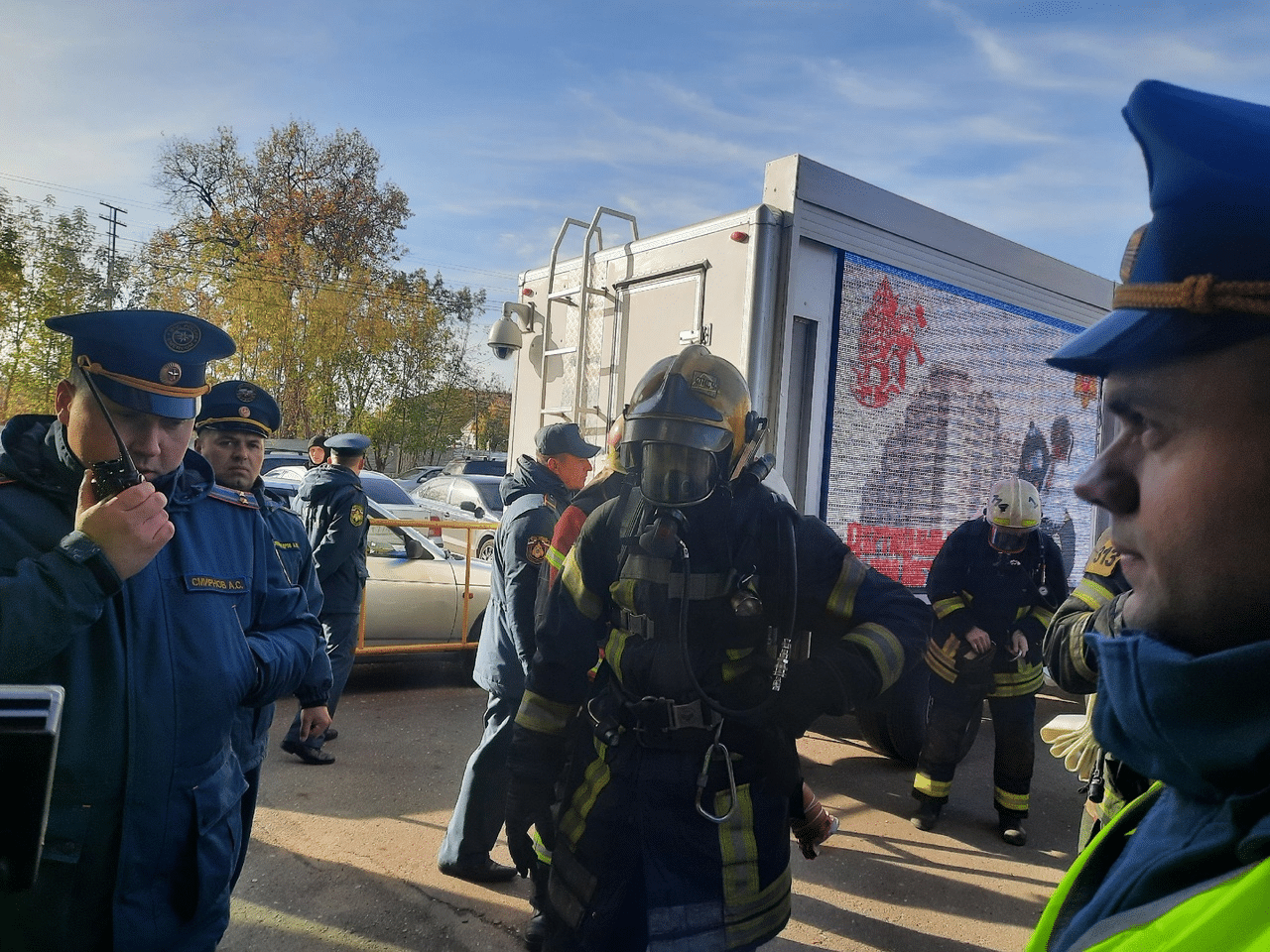 В самом высоком здании Костромы проходят соревнования пожарных и спасателей