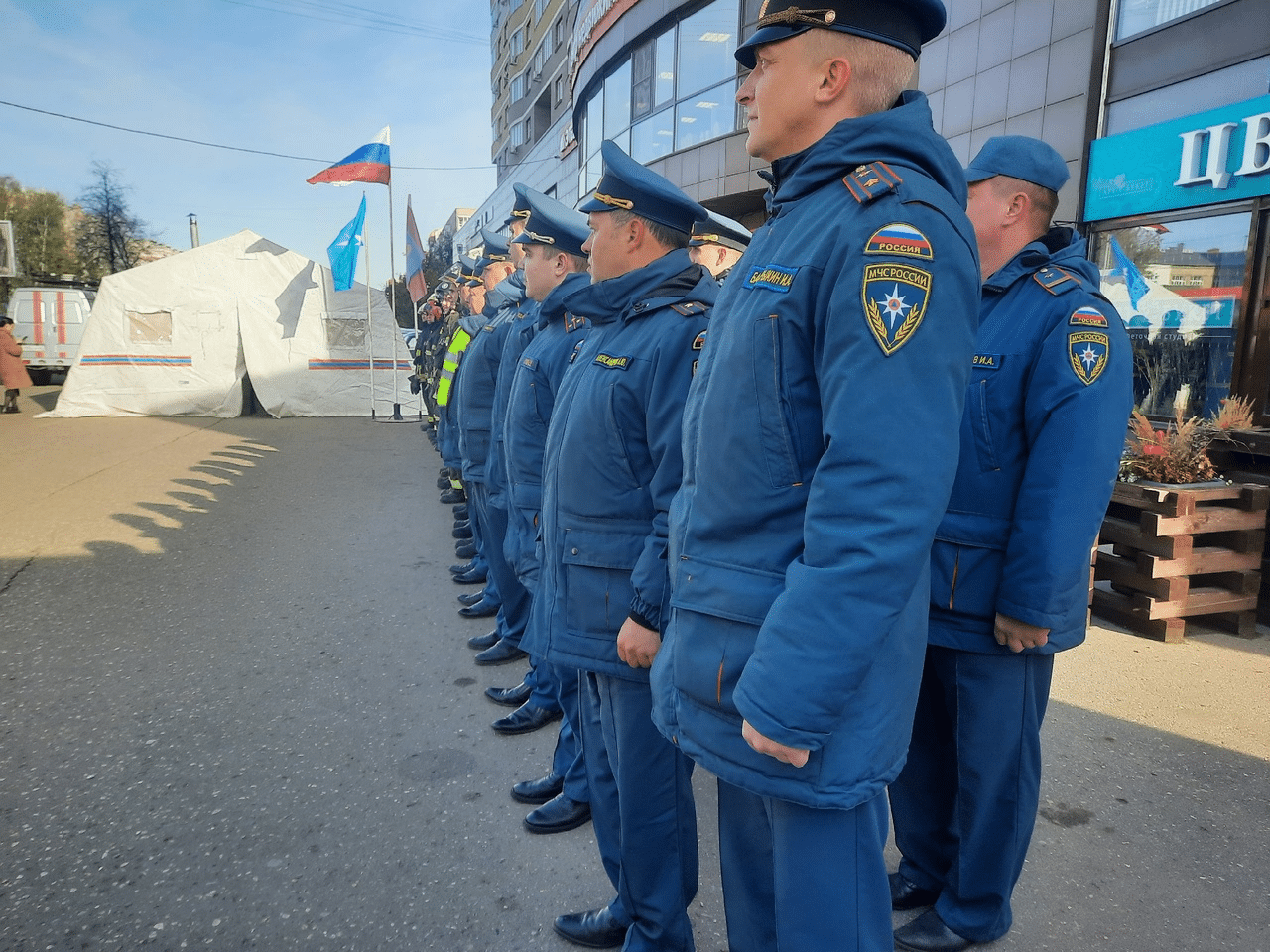 В самом высоком здании Костромы проходят соревнования пожарных и спасателей  • TOP24 • Кострома