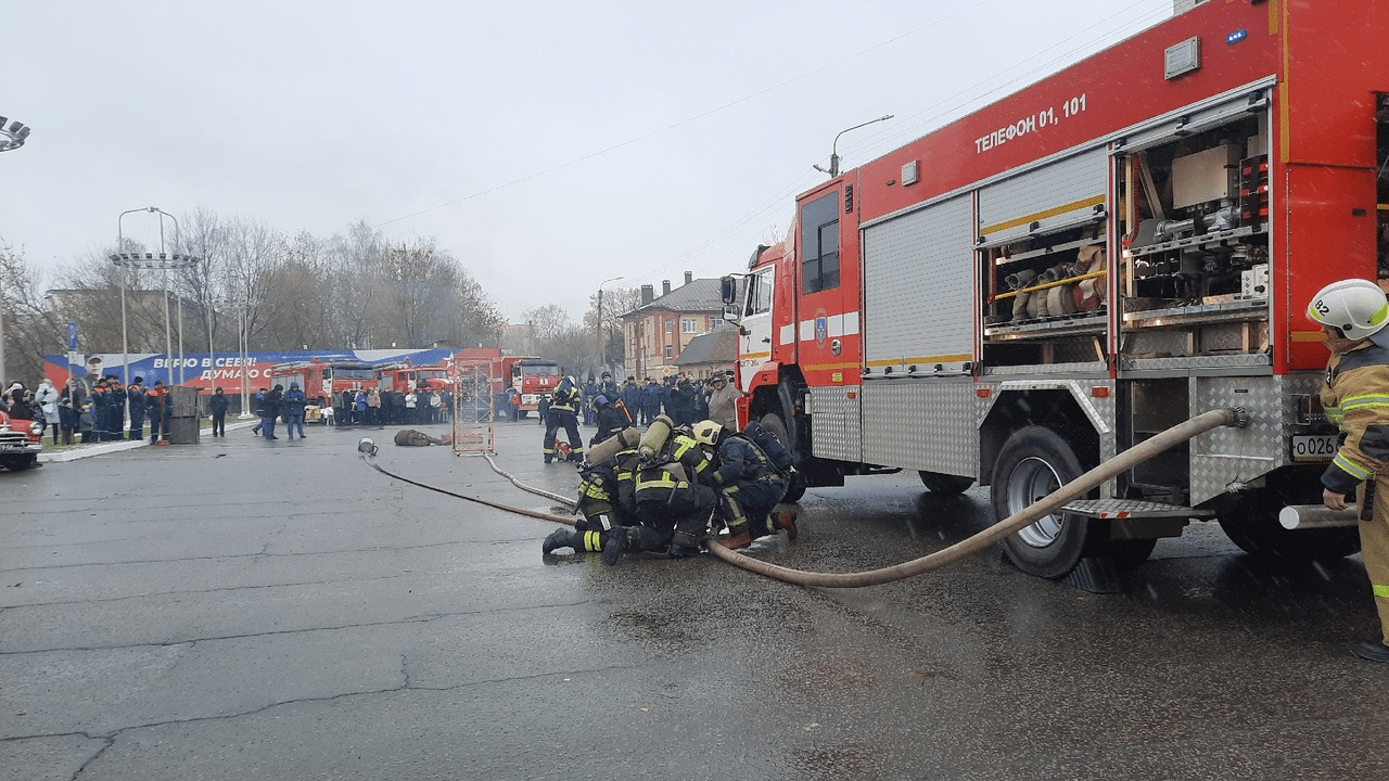Костромские пожарные пересели на лошадей