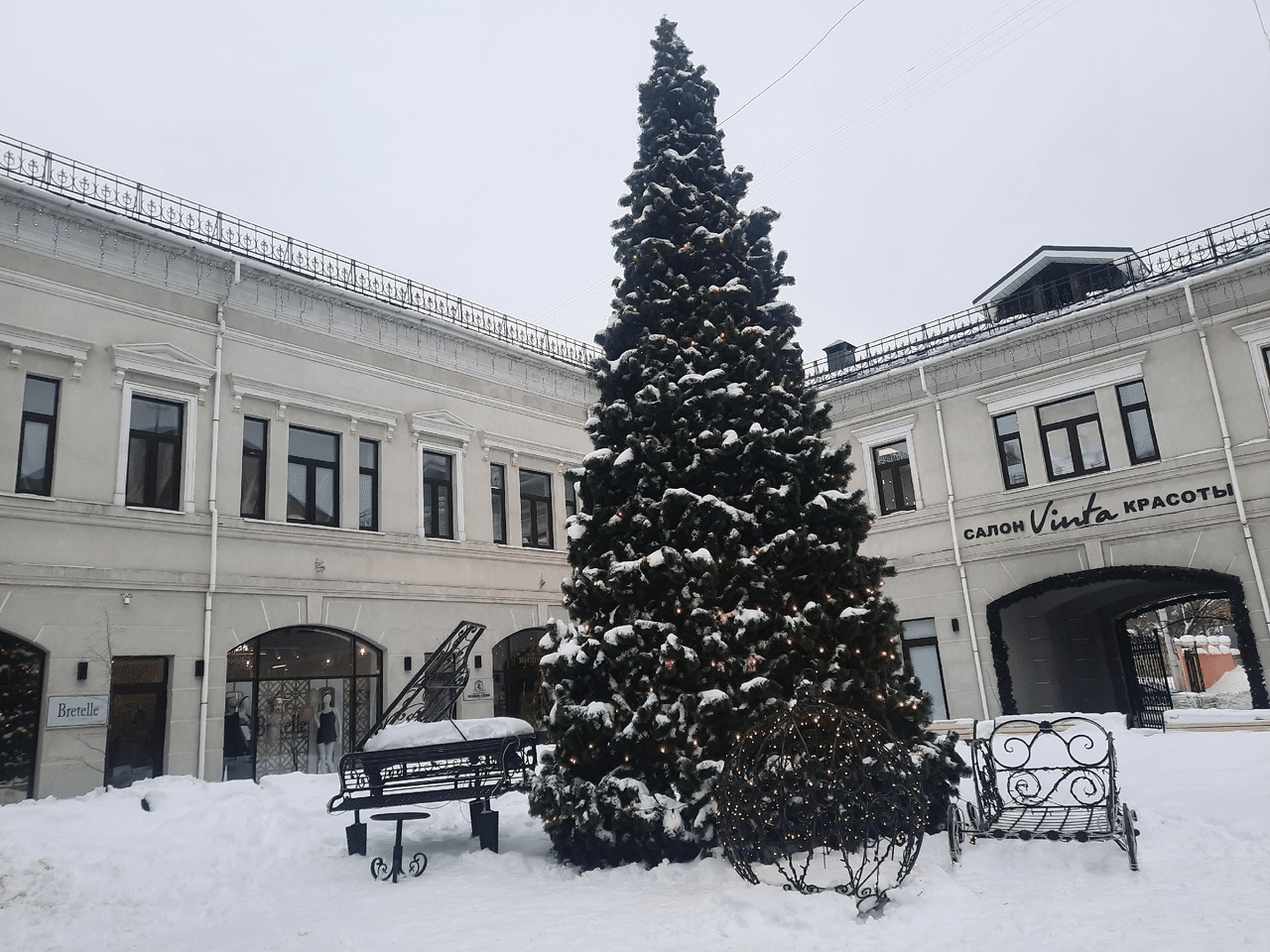 Новогодний кадр: в Костроме нашли самые атмосферные места для праздничной фотосессии