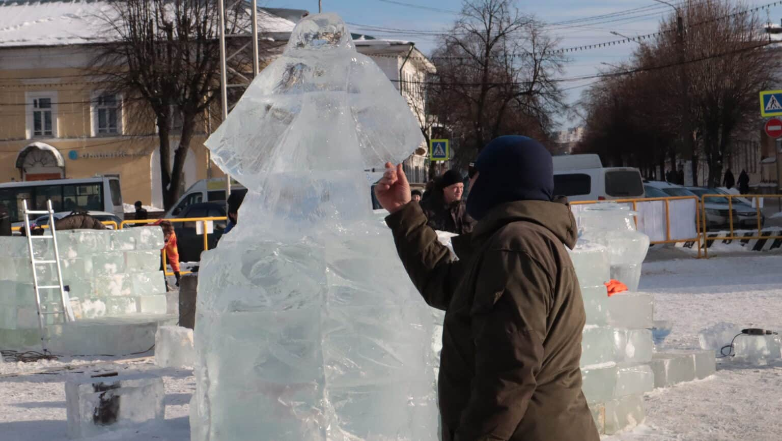 Фестиваль ледовых фигур в Костроме все-таки состоится