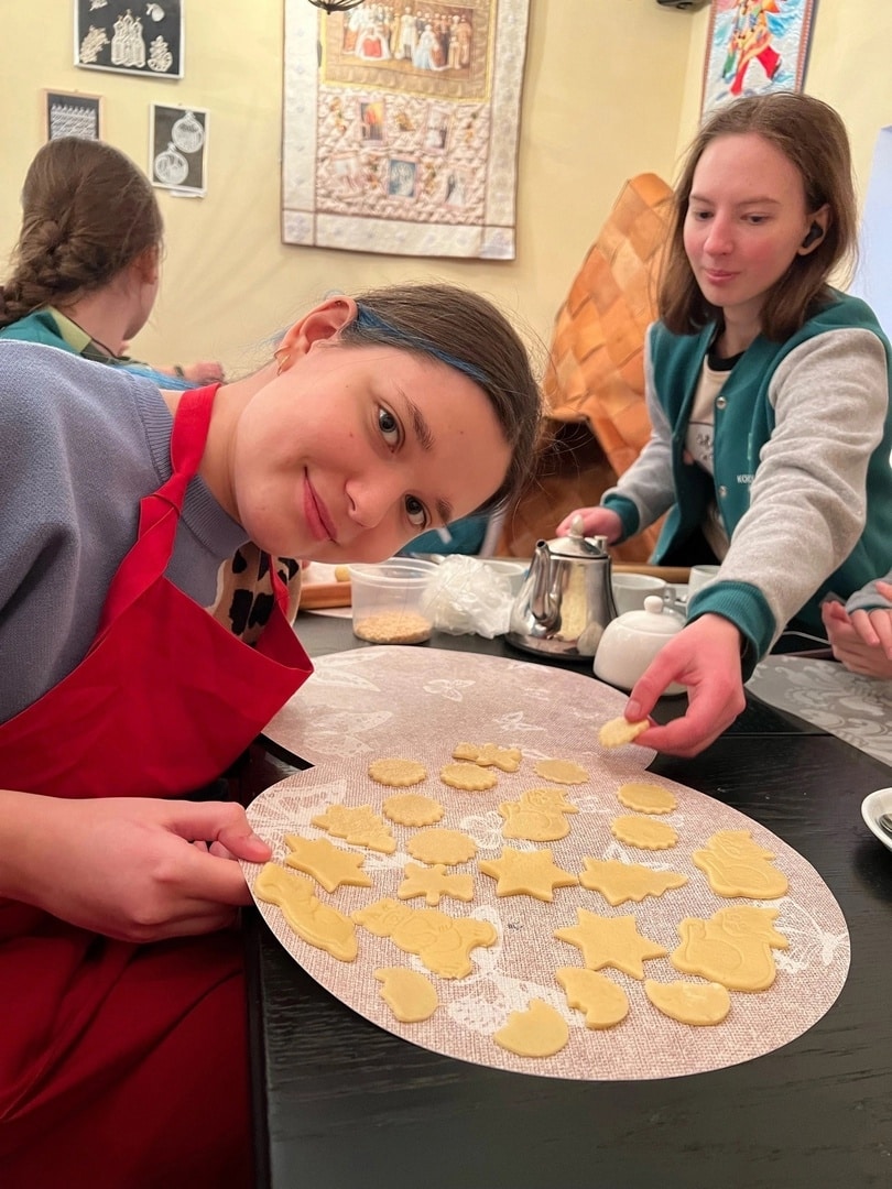 Костромские волонтёры отправят в зону СВО домашнее печенье к празднику