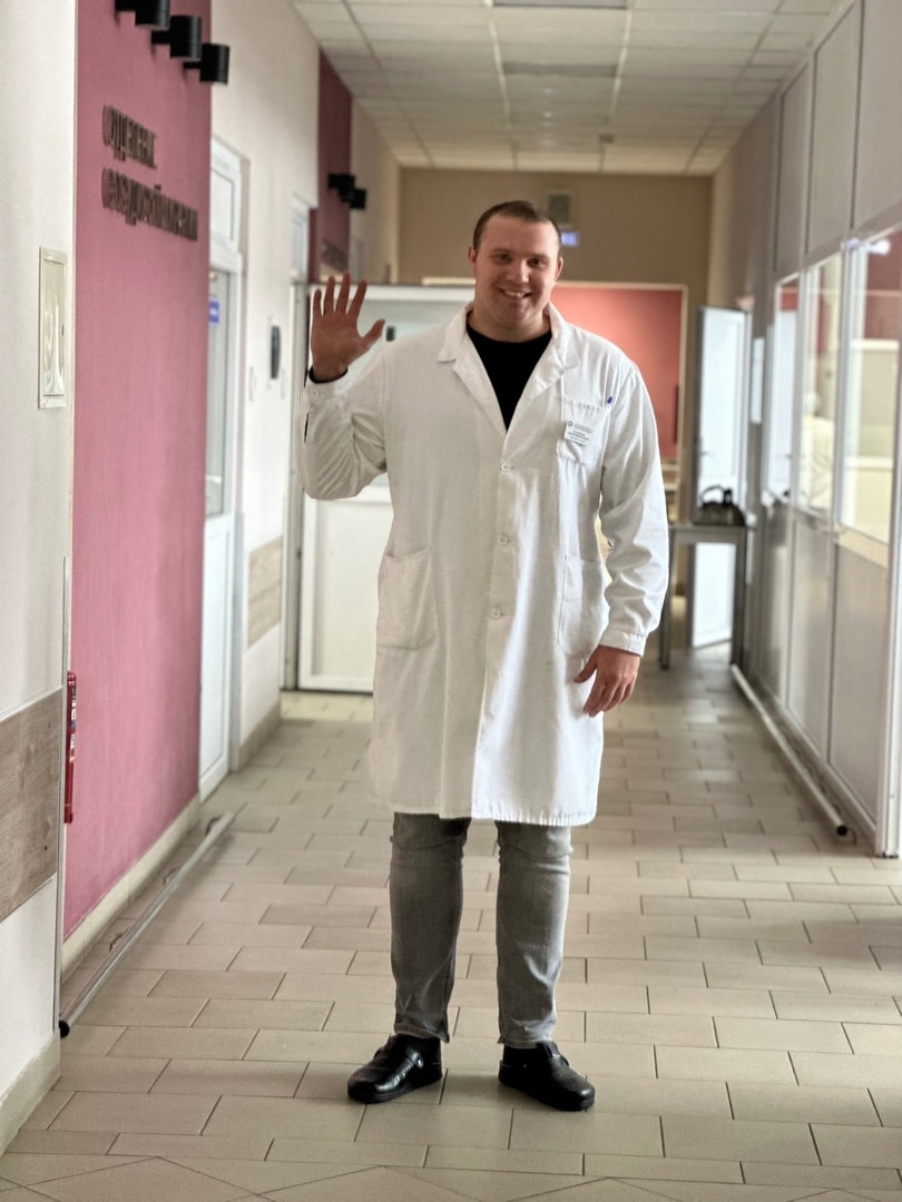 Талантливый сосудистый хирург из сибирской глубинки покорил сердца костромичей