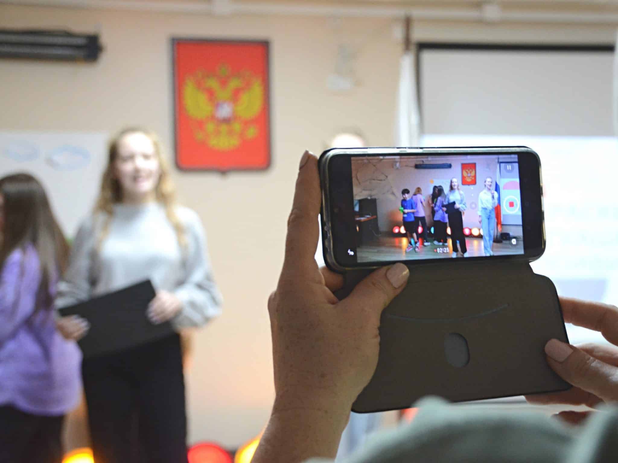 Костромские студенты каждую неделю будут развлекать белгородских детей