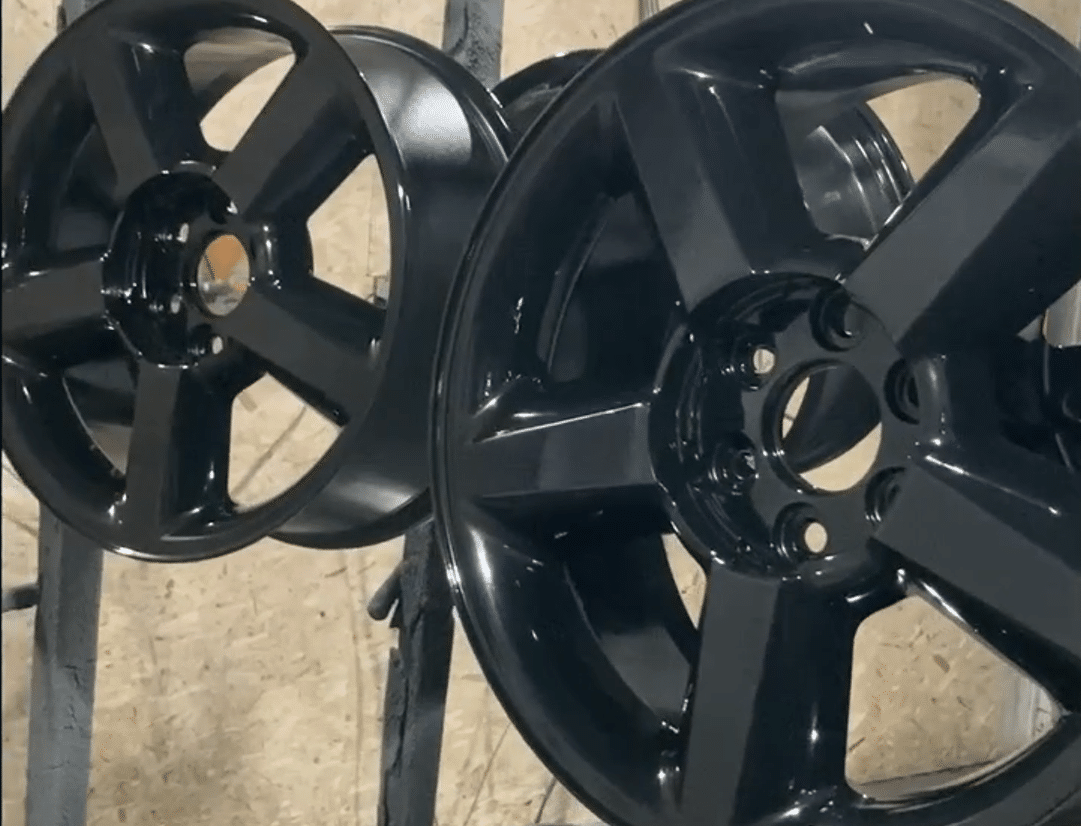 Шинный центр «20 дюймов» шесть лет меняет шины и чинит диски авто костромичей
