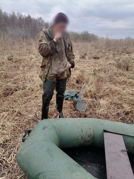 В Костромской области поймали сразу трёх рыбных браконьеров