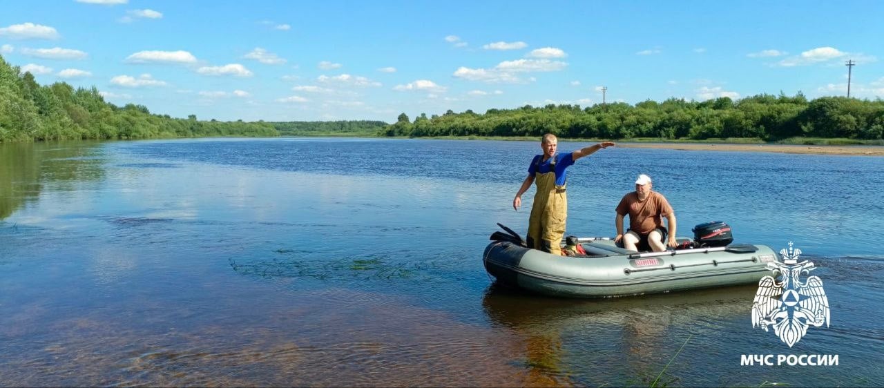 В Костромской области водолазы ищут на дне реки подростка