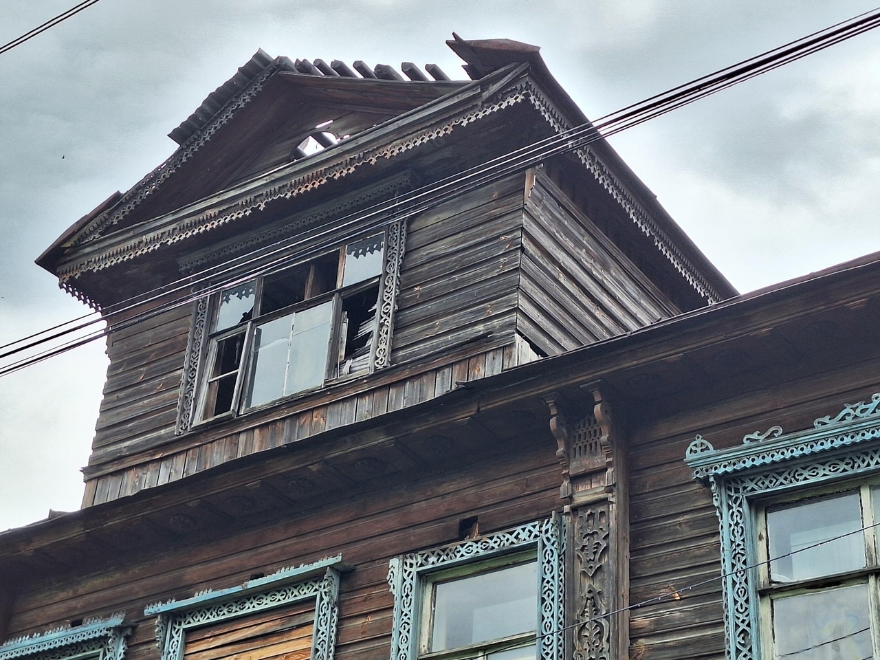 В Галиче старинной полукаменной усадьбе ищут хозяина