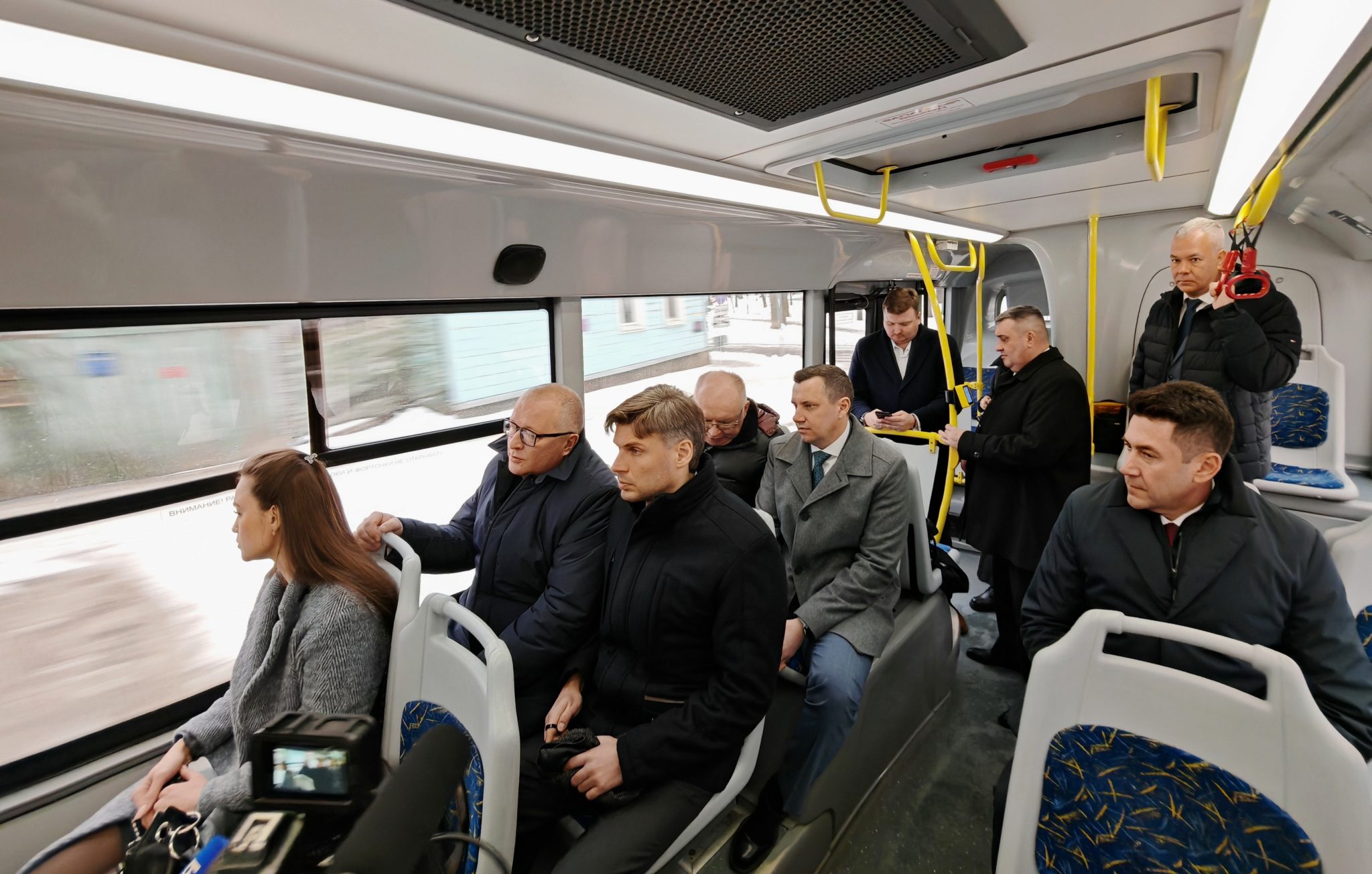 В Костроме запустили систему оплаты проезда в автобусах по геопозиции