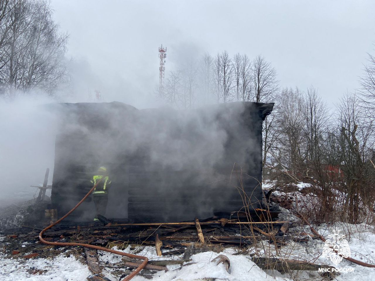 Два дома горели в Костромской области 14 января