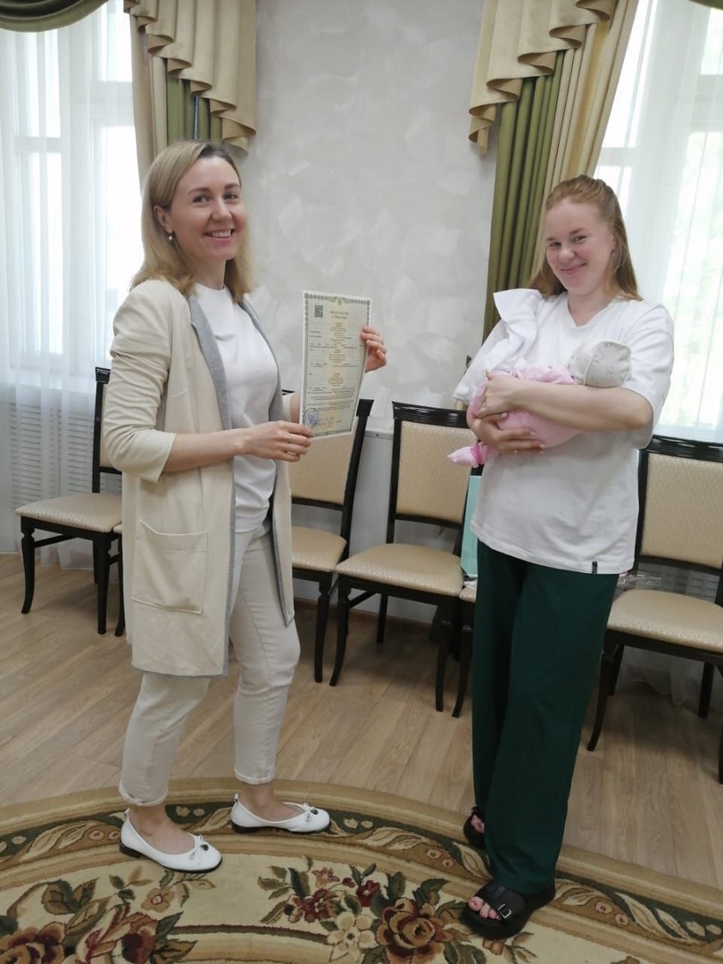 В шарьинском ЗАГСе зарегистрировали сотого новорожденного