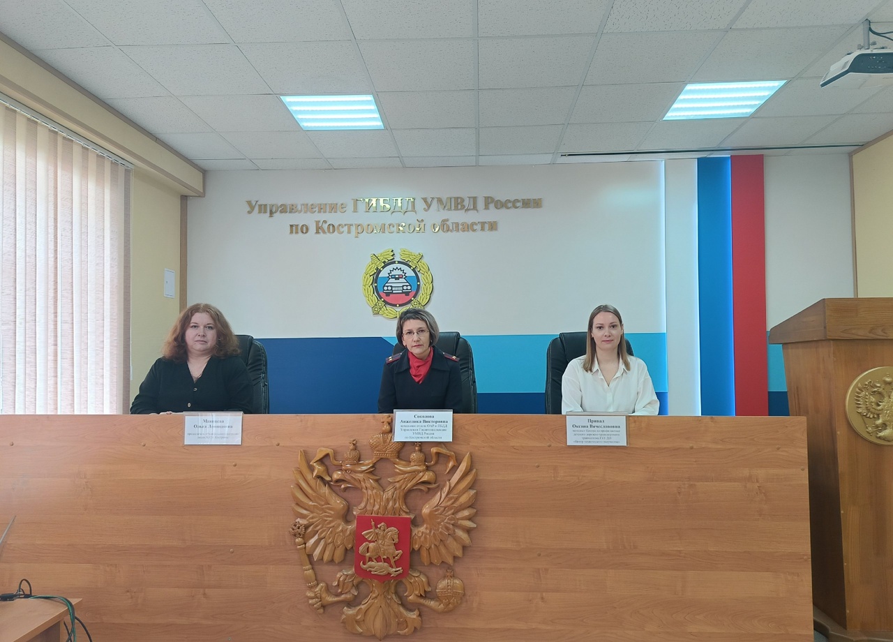 В пришкольных лагерях юных костромичей научат безопасности на дорогах