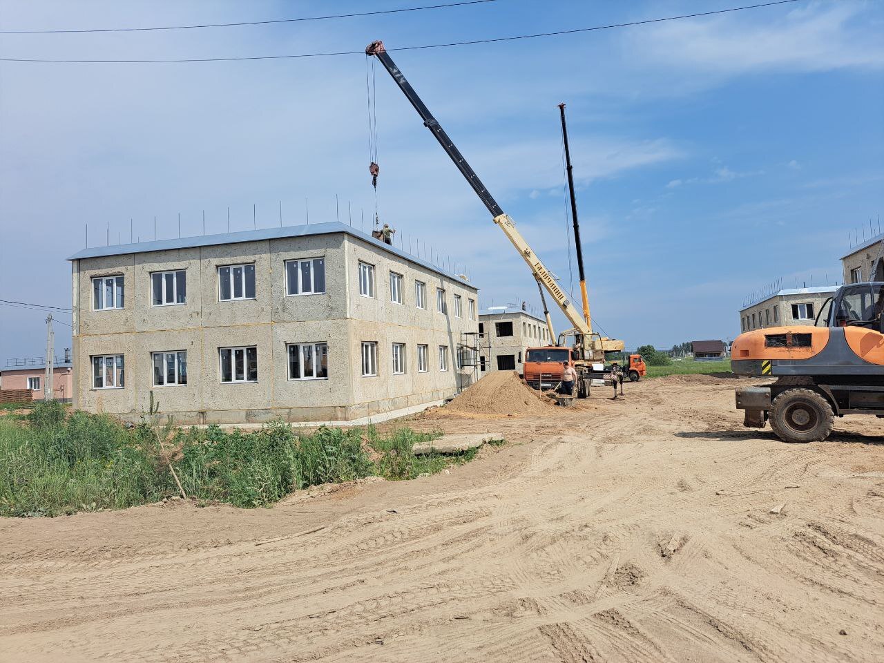 Первые долгострои обманутых дольщиков в костромском поселке обещают сдать к июлю