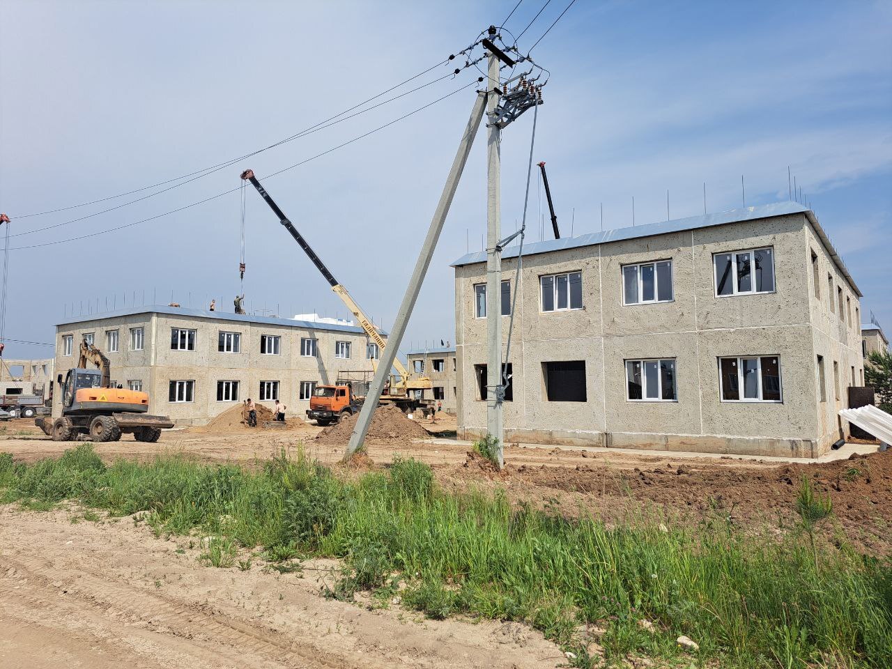Первые долгострои обманутых дольщиков в костромском поселке обещают сдать к июлю