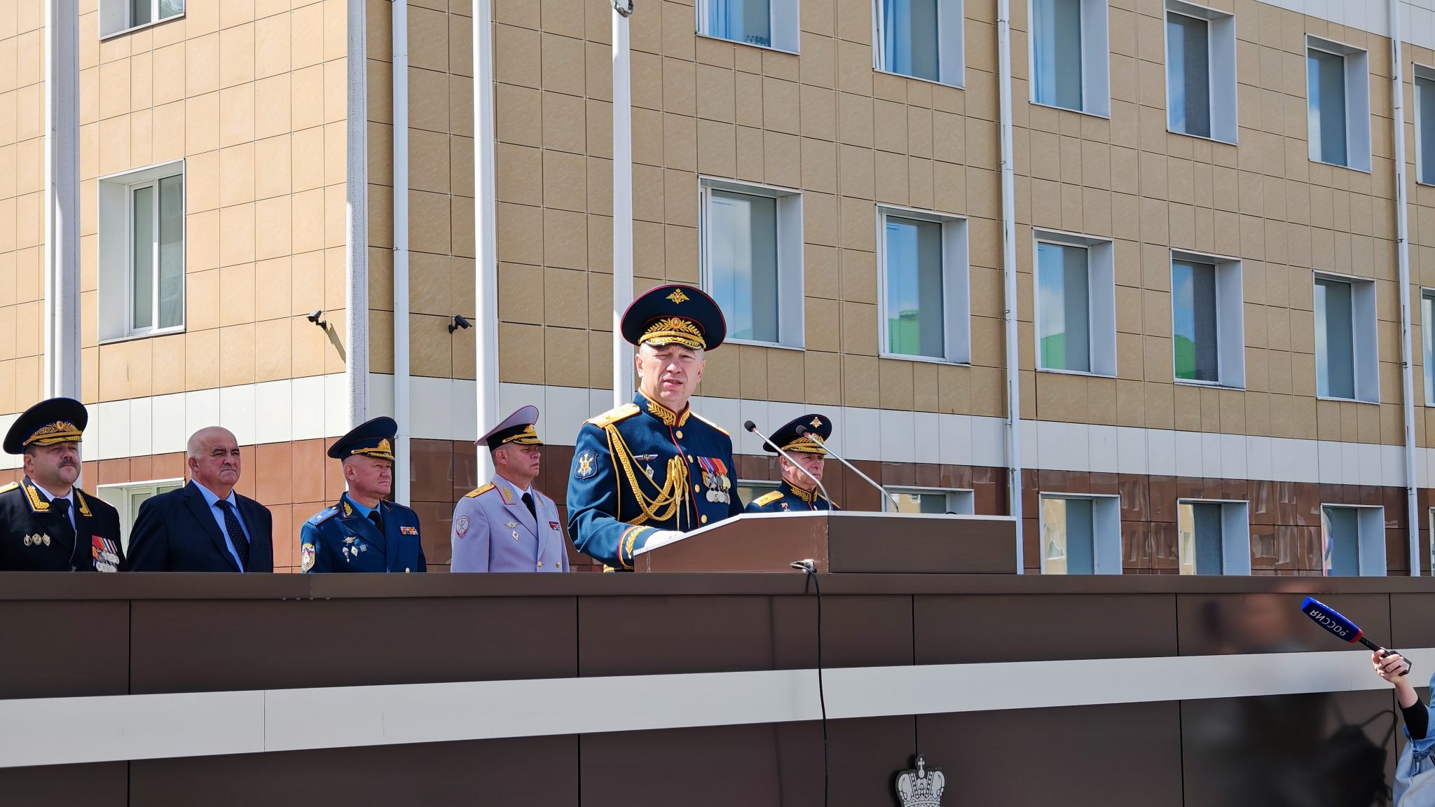 Одиннадцать офицеров закончили костромскую РХБЗ с золотыми медалями