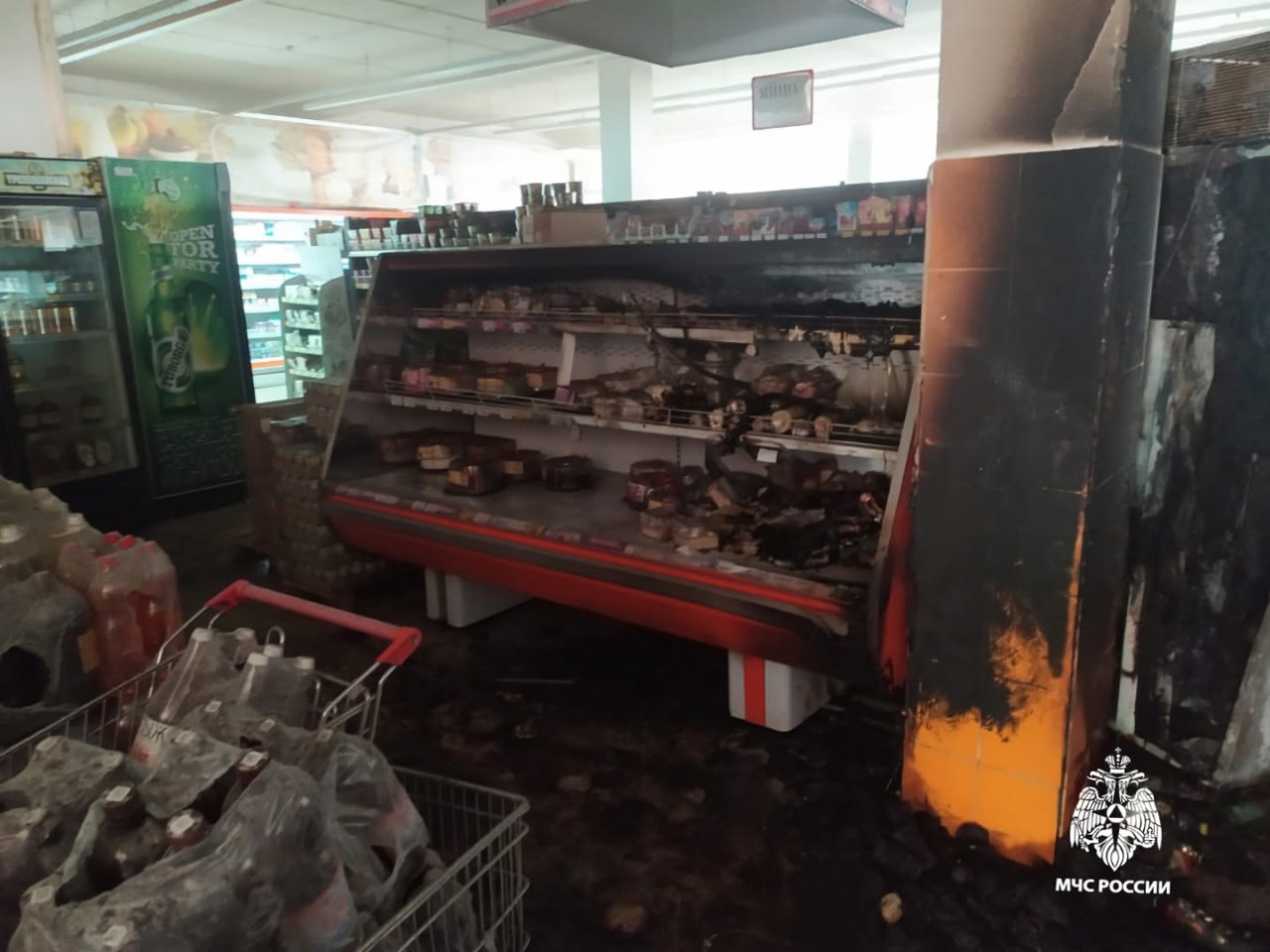 В Костроме горел продуктовый магазин