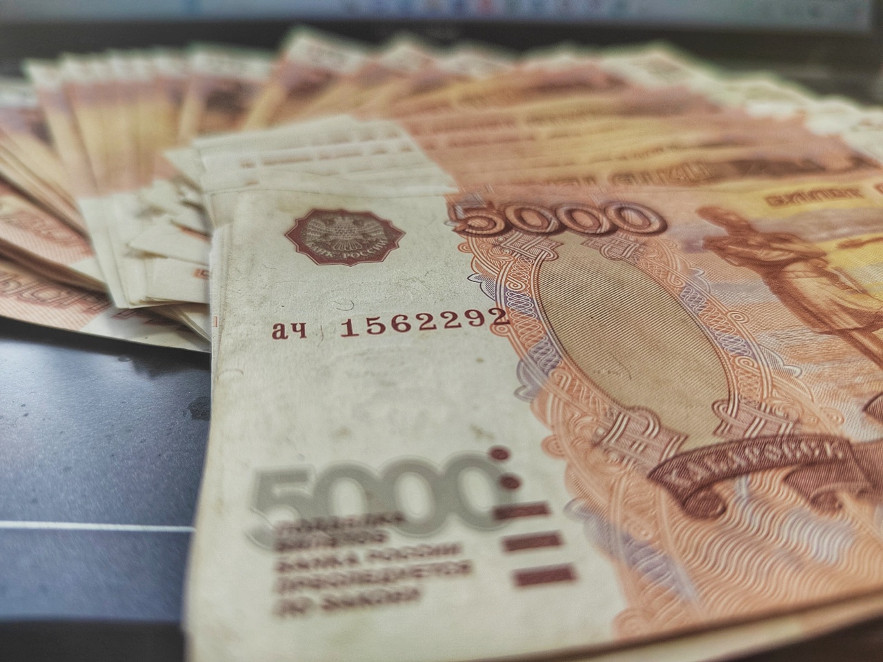 Сын года: в Костроме студент подарил мошенникам папин миллион