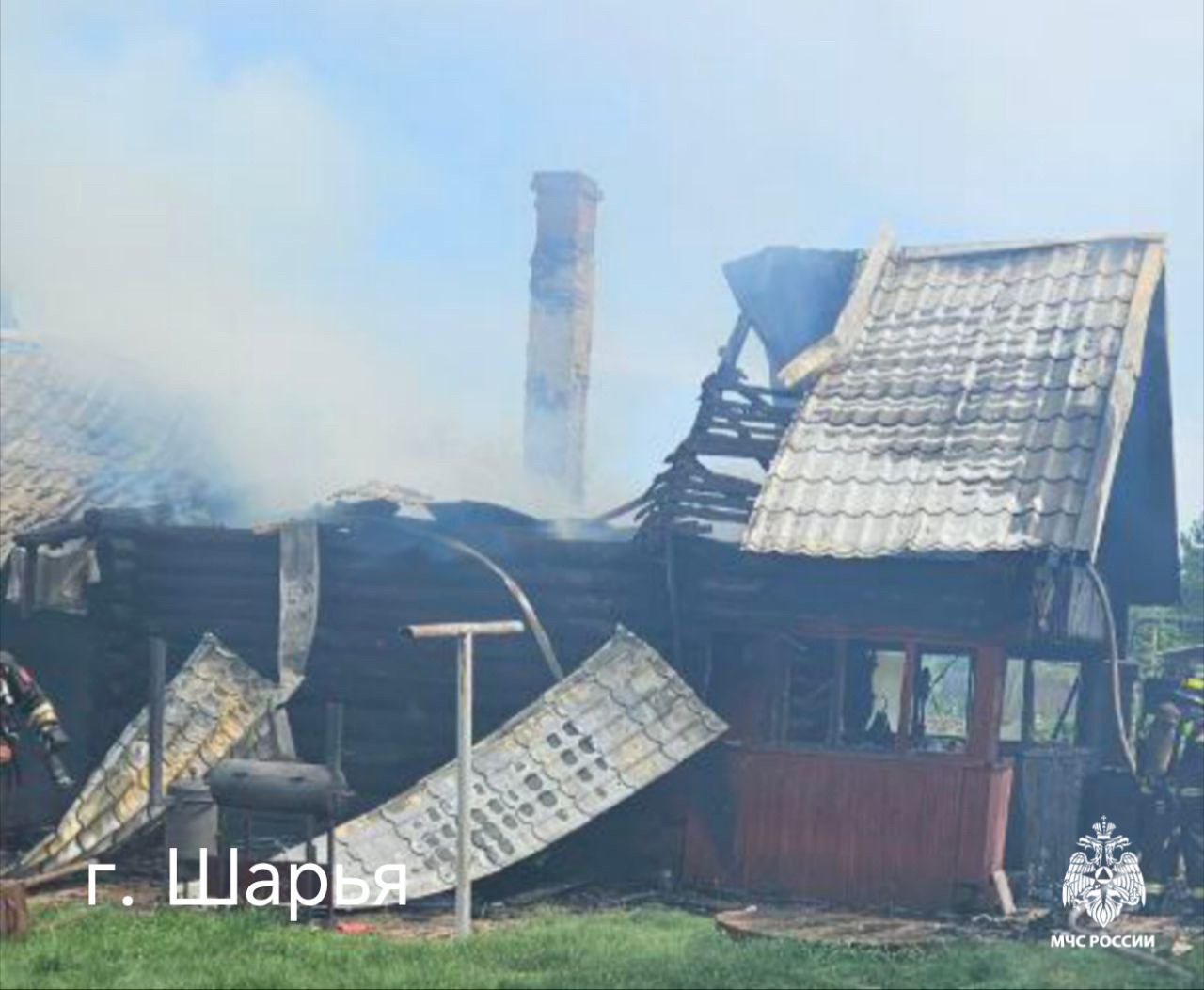 Водитель "Лады Калины" спровоцировал утренний пожар в костромском райцентре