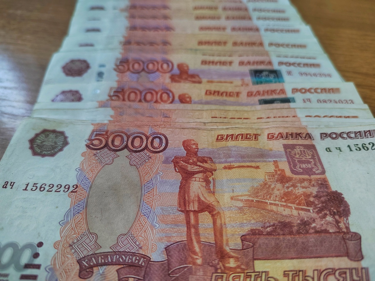 Директор костромской ювелирной фирмы не заплатил 180 миллионов налогов