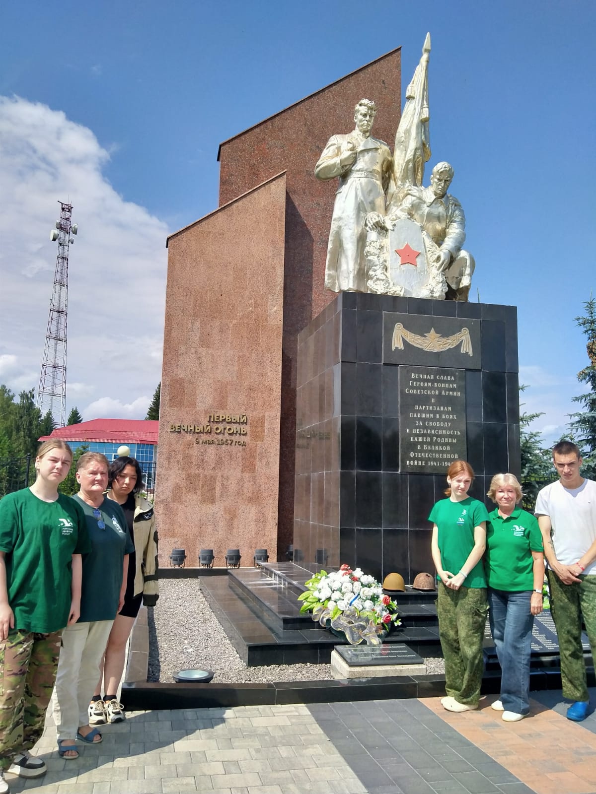 Костромичи установили памятную доску в честь бойцов-земляков на тульской земле