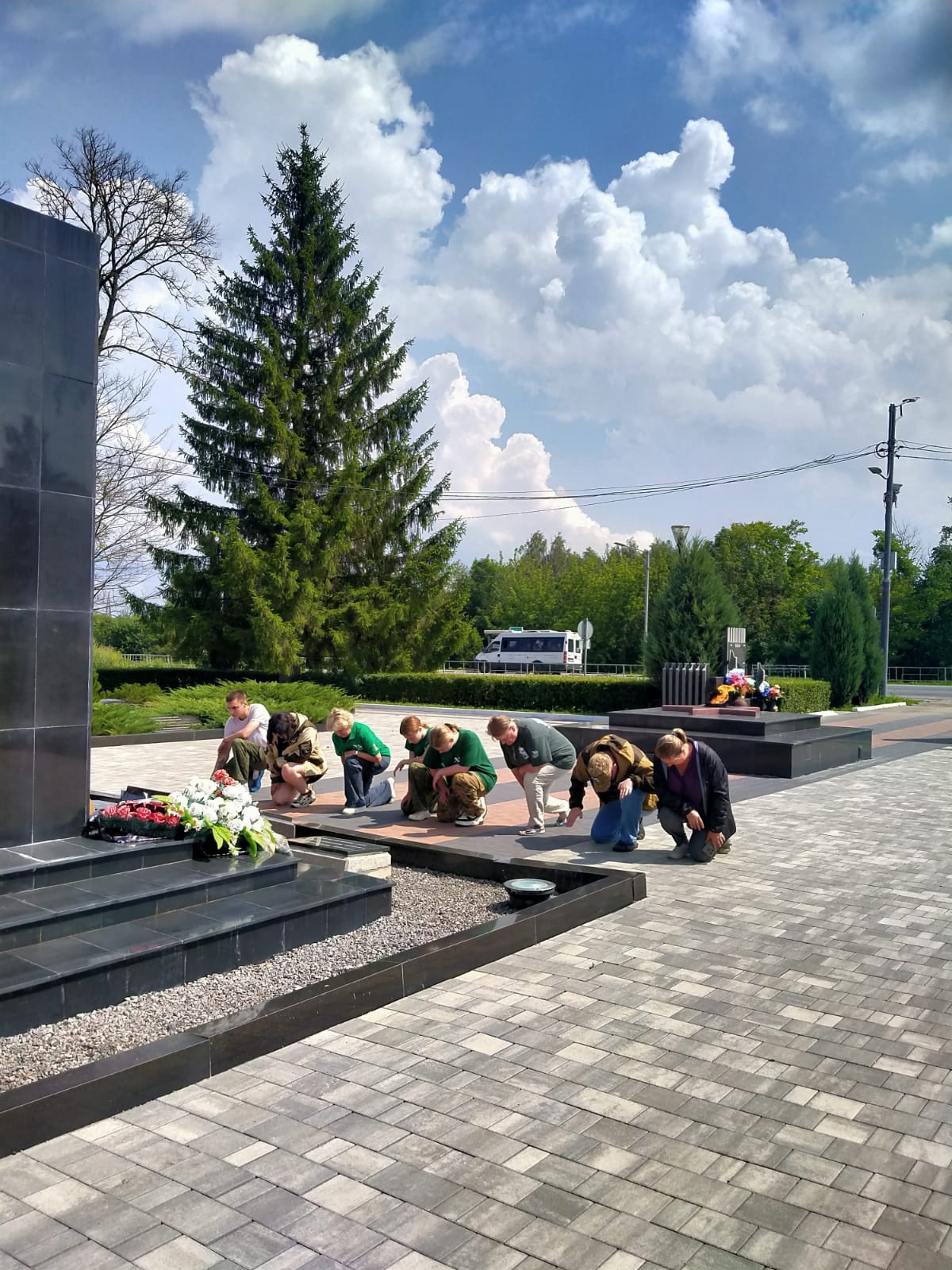 Костромичи установили памятную доску в честь бойцов-земляков на тульской земле