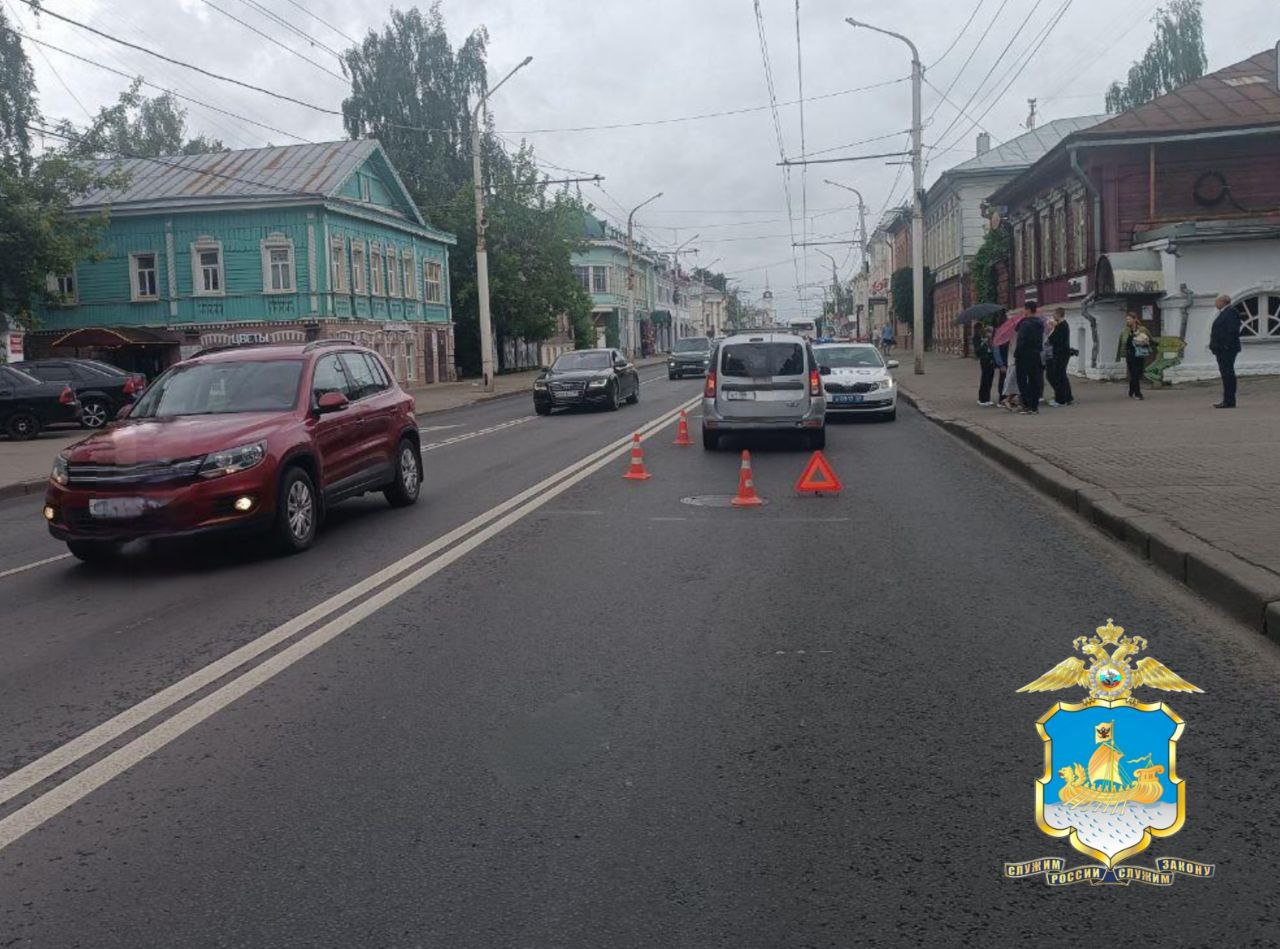 Несовершеннолетнюю девочку сбили на Советской в Костроме