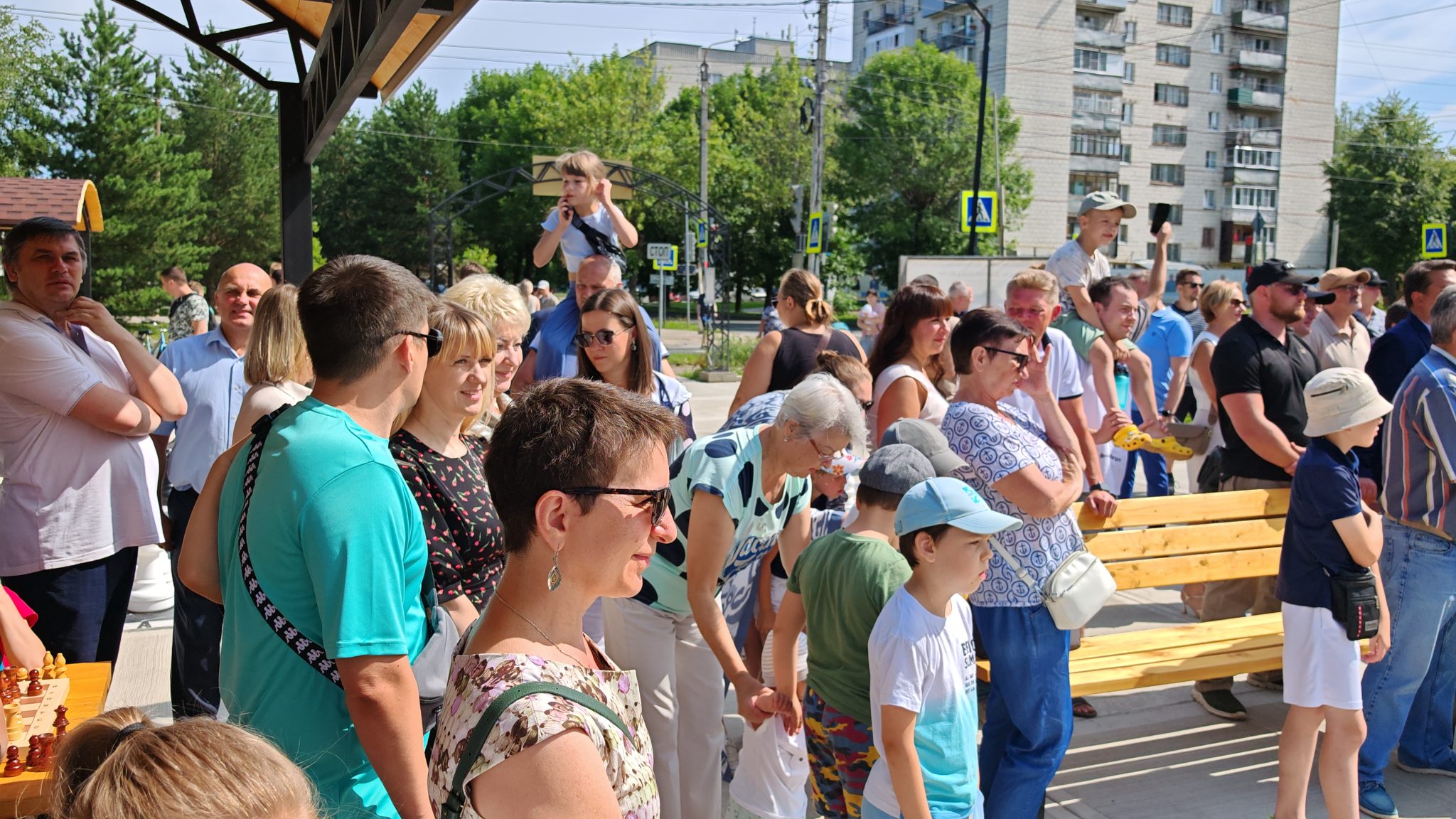 В Костроме официально открылась площадка с гигантскими шахматами