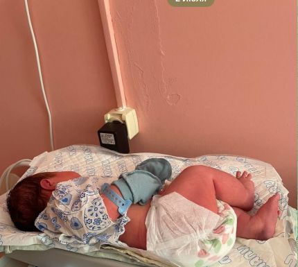 Пятикилограммовый богатырь родился в костромском роддоме