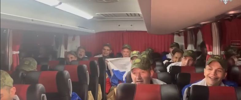 К своим родным в Кострому возвращаются шестеро военнопленных
