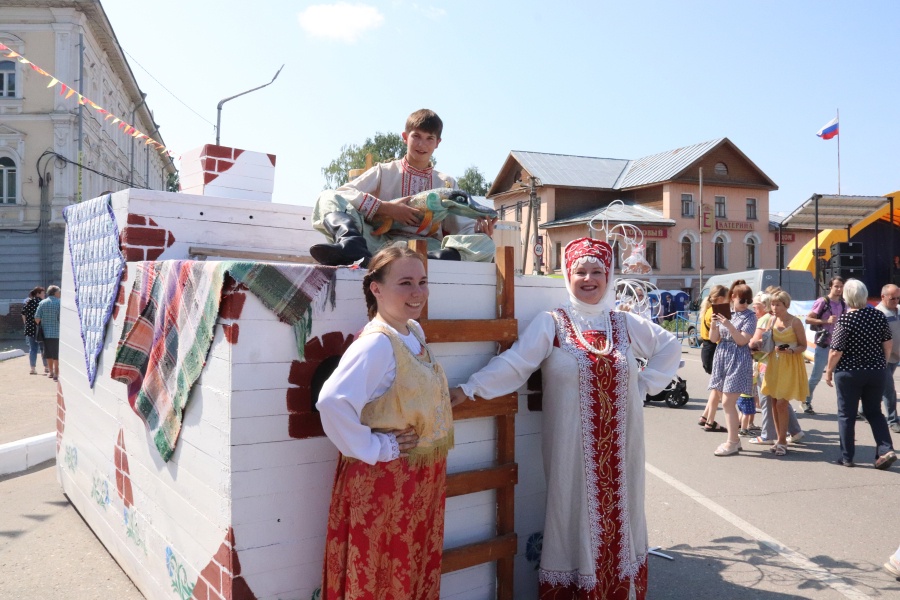 В прямом эфире радио «Комсомольская правда» от Т2 галичане сварят уху из щуки