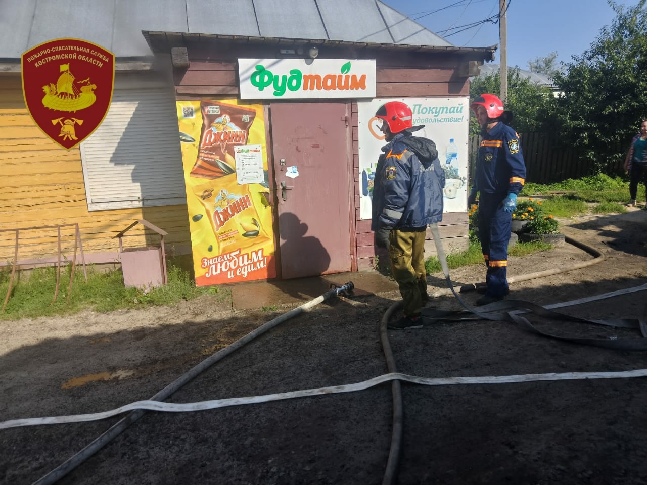 В Костромской области сгорел продуктовый магазин