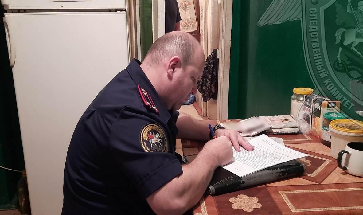 В Волгореченске мужчина зарезал собственную дочь