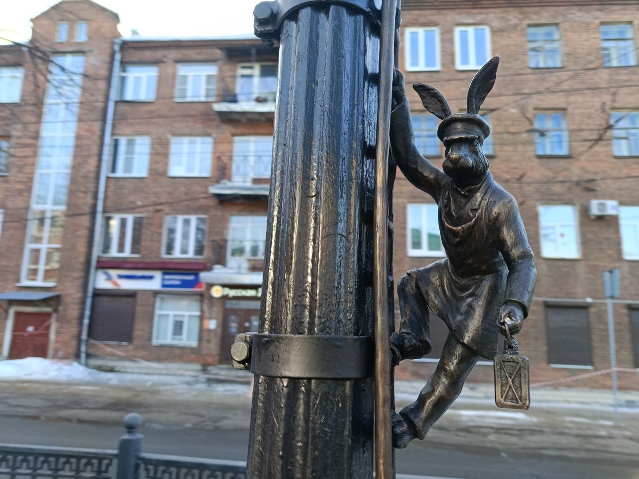 В Костроме установят мазайского зайца №14