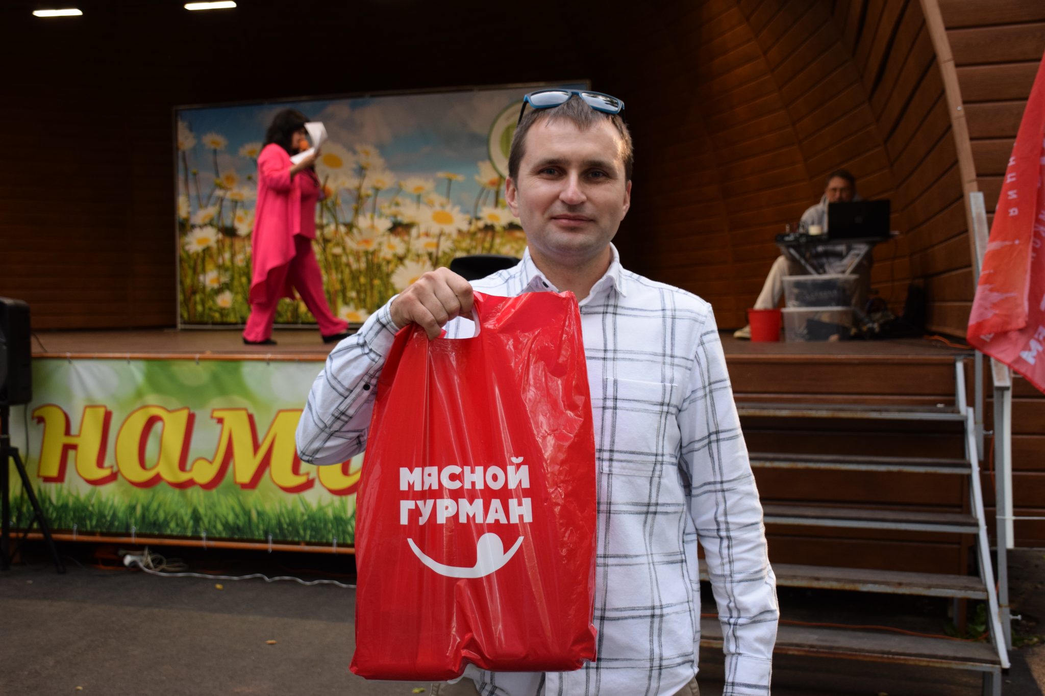 Фейерверк подарков обрушился на костромичей в «Берендеевке» в День города