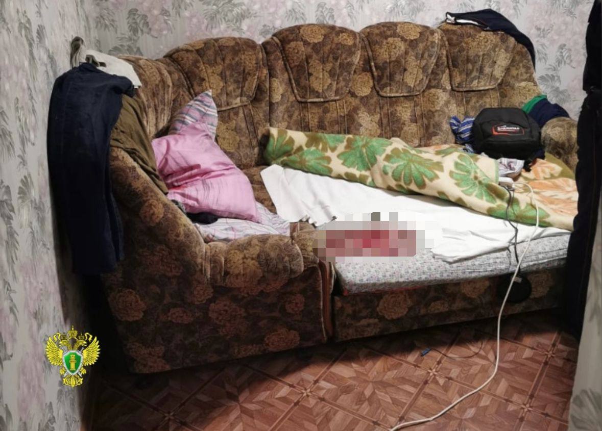 В Костроме 52-летнего мужчину зарезали в собственной квартире