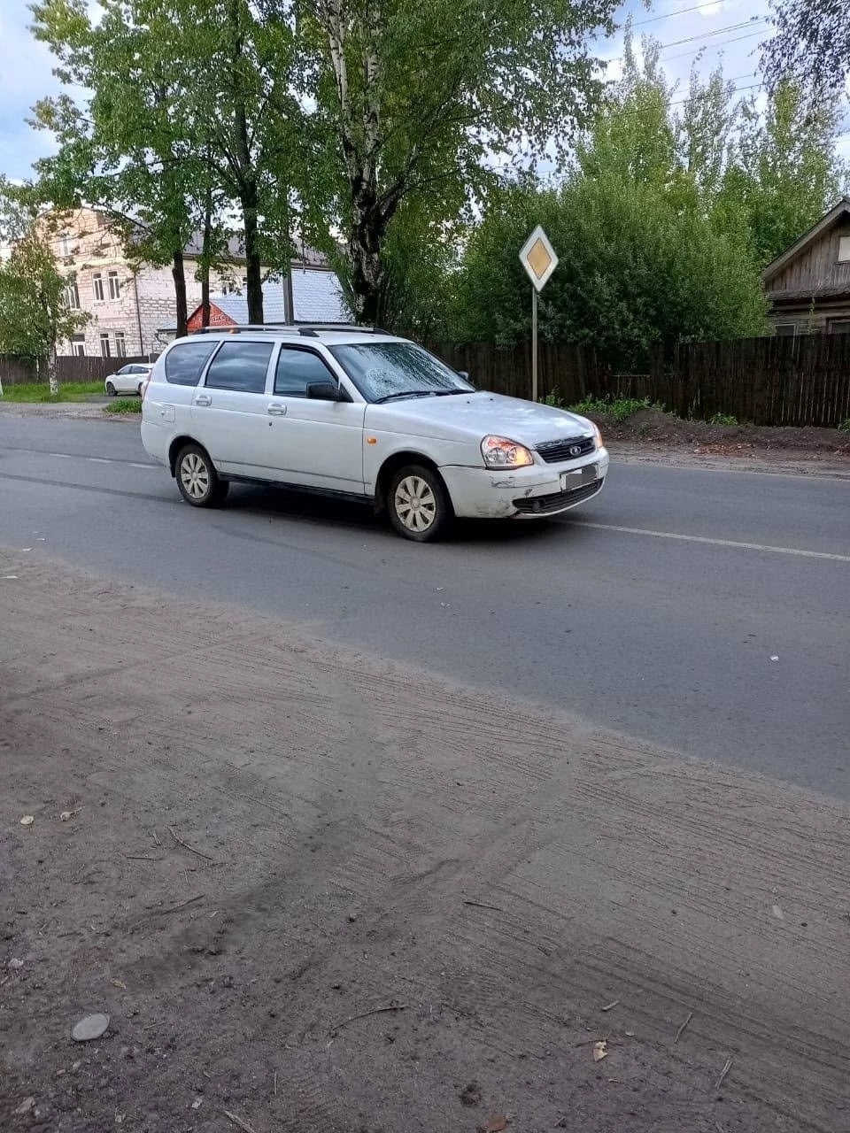 Двенадцатилетний костромич на велосипеде попал под колеса Лады