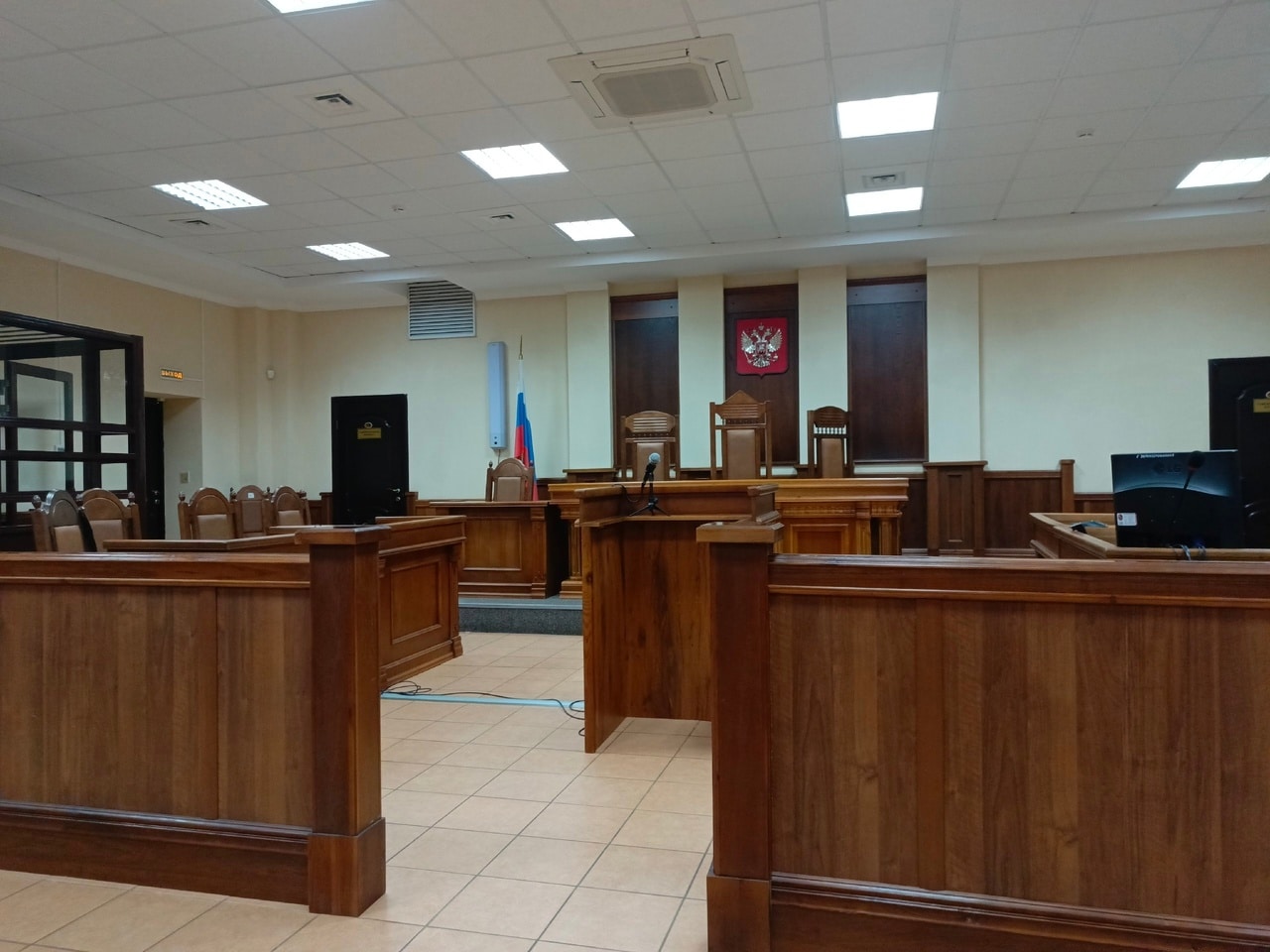 Смелая костромичка защитила мужа и пырнула ножом его обидчика