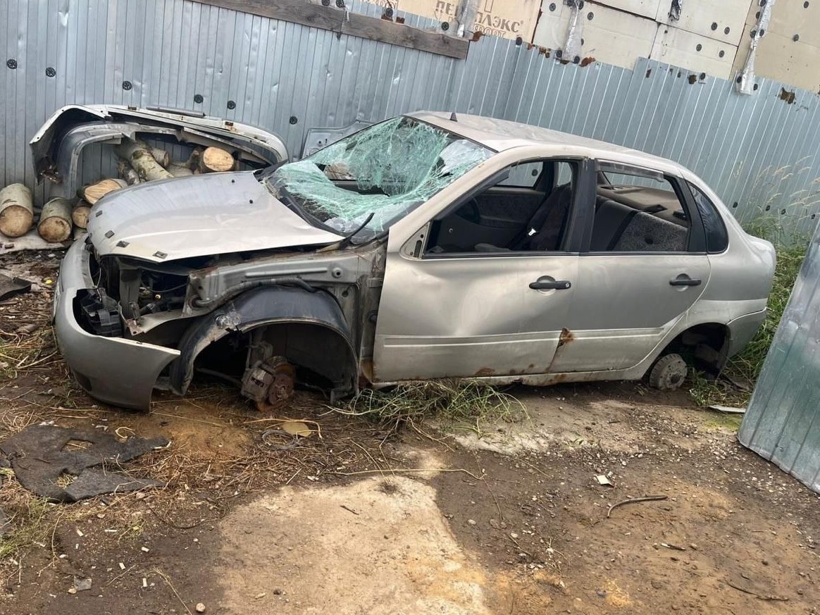 Разобрал "ладу" по кусочкам: под Костромой задержали молодого воришку запчастей
