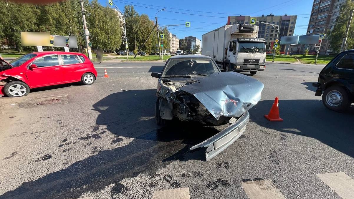 В Костроме по вине молодого водителя пострадала женщина