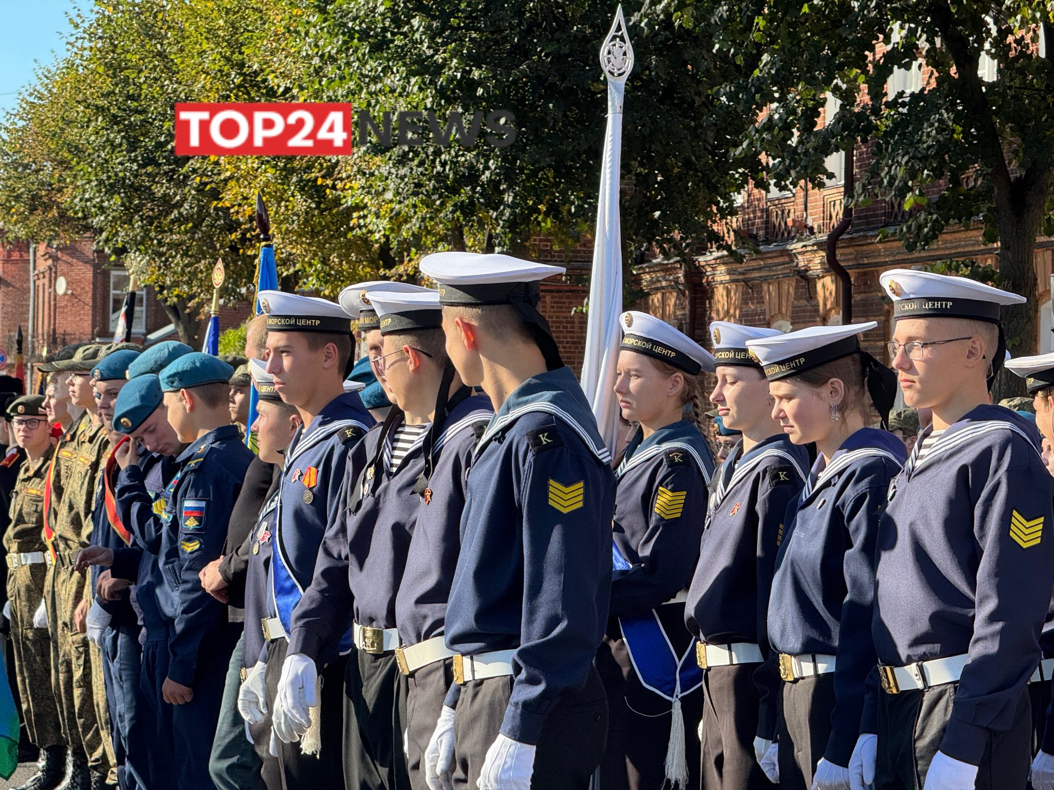 Бюст погибшему генералу Кириллову открыли на костромской Аллее Героев